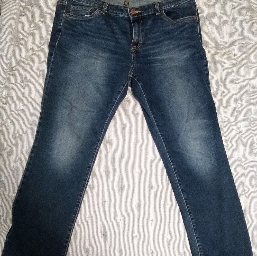 Apt. 9 Straight Crop Jeans